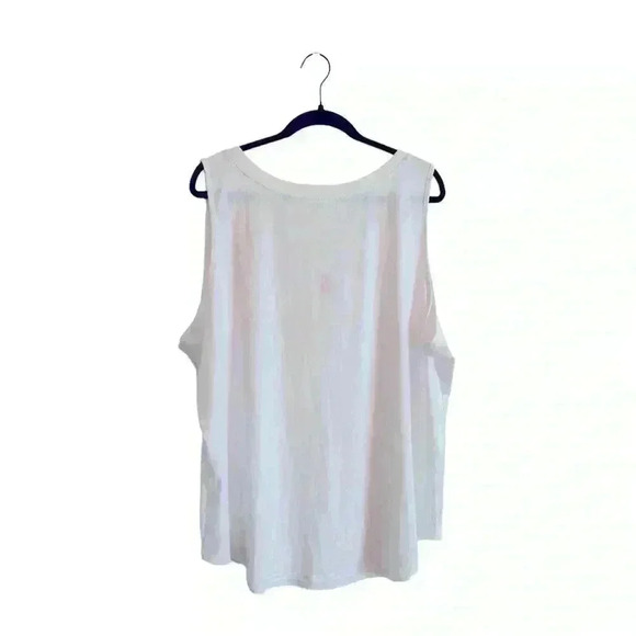 NWT: White V-Neck Swing Tee Size 3X - Picture 2 of 5